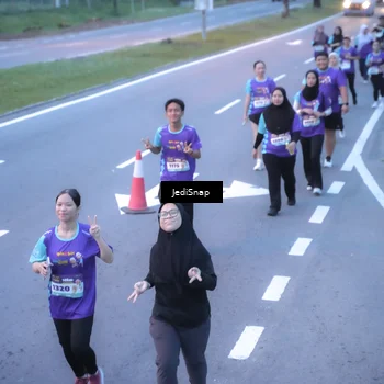 Runner Photo 8255754