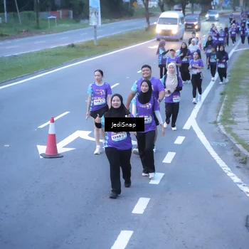 Runner Photo 8255777