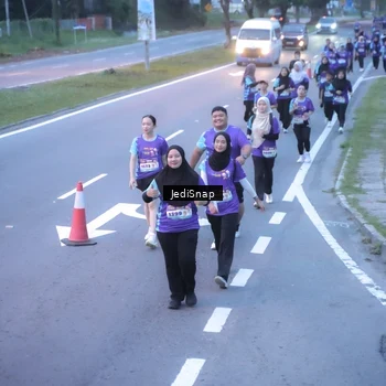 Runner Photo 8255812