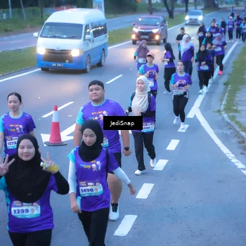 Runner Photo 8255848