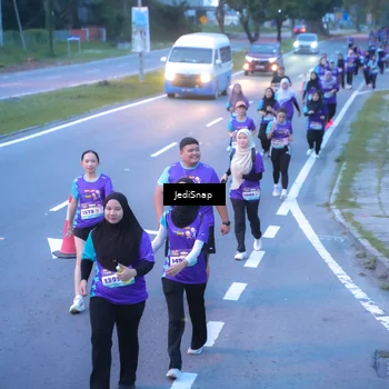 Runner Photo 8255866