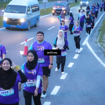 Runner Photo 8255879