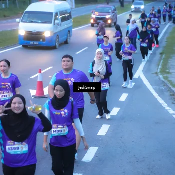 Runner Photo 8255881