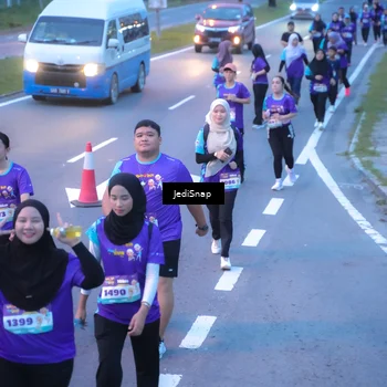 Runner Photo 8255958