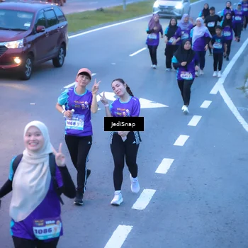 Runner Photo 8255994