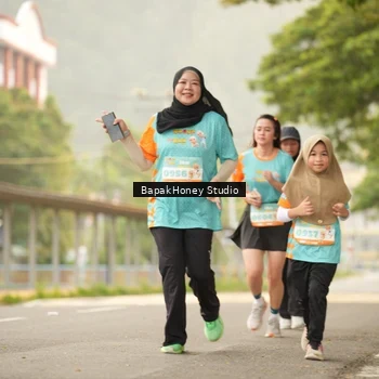 Runner Photo 8256014