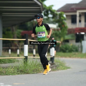 Runner Photo 8256023