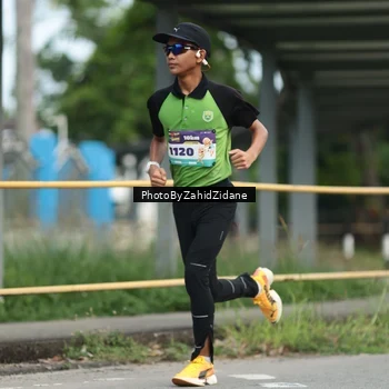 Runner Photo 8256028