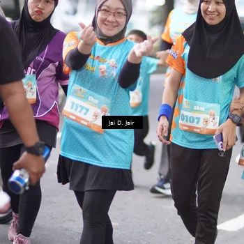 Runner Photo 8256053