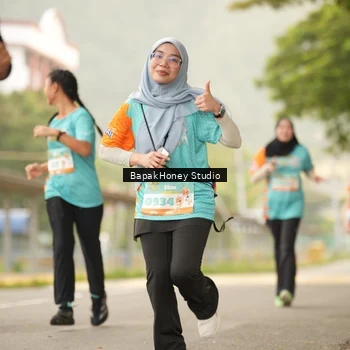 Runner Photo 8256054