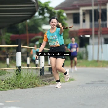 Runner Photo 8256055