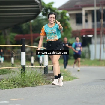Runner Photo 8256061