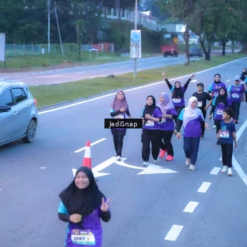 Runner Photo 8256095