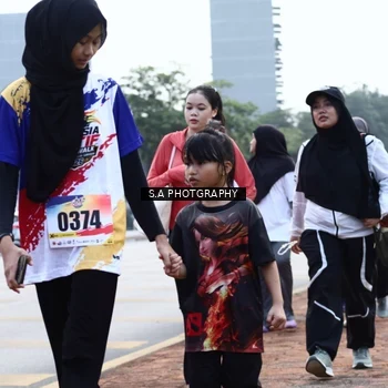 Runner Photo 8256111