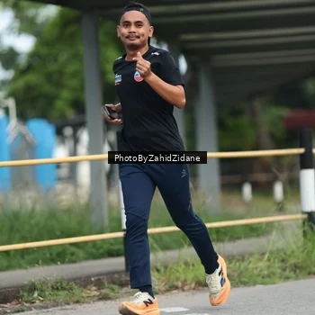 Runner Photo 8256114