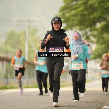 Runner Photo 8256115