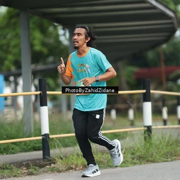 Runner Photo 8256128