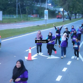 Runner Photo 8256132
