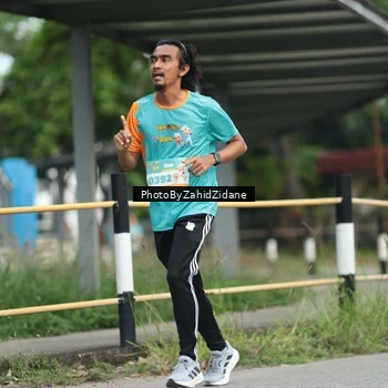 Runner Photo 8256148