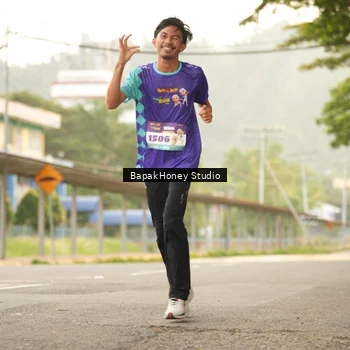 Runner Photo 8256176