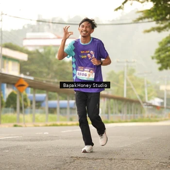 Runner Photo 8256185