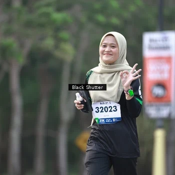 Runner Photo 8256199