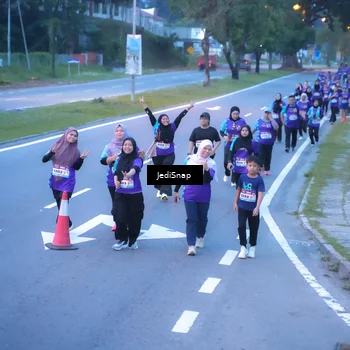 Runner Photo 8256219