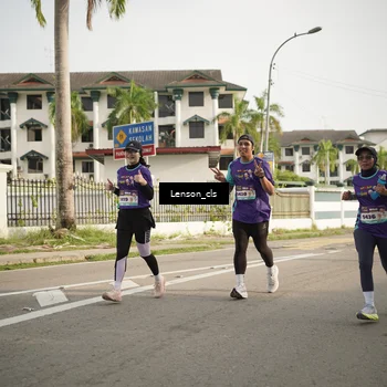 Runner Photo 8256229