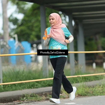 Runner Photo 8256251