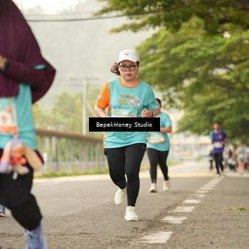 Runner Photo 8256256