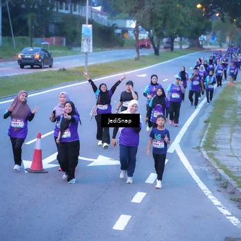Runner Photo 8256265