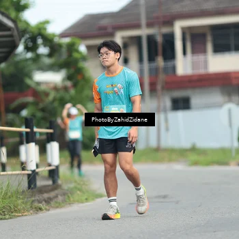 Runner Photo 8256304