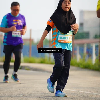 Runner Photo 8256317