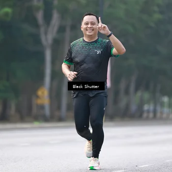 Runner Photo 8256339