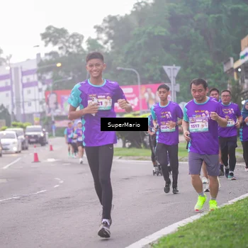 Runner Photo 8256357