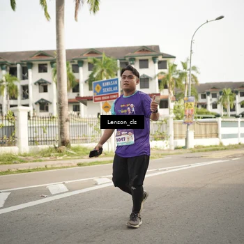 Runner Photo 8256367
