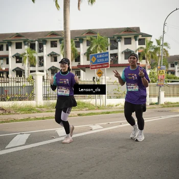 Runner Photo 8256371