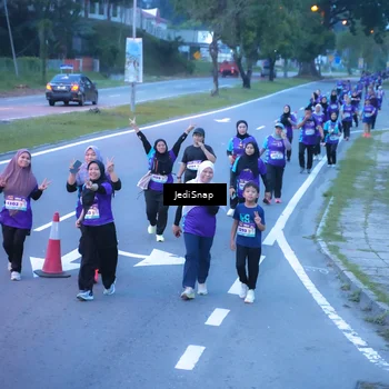 Runner Photo 8256421