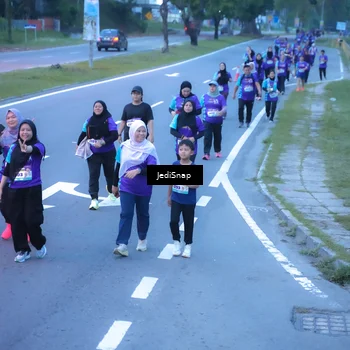 Runner Photo 8256429