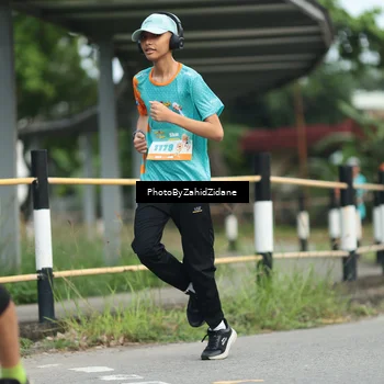 Runner Photo 8256438