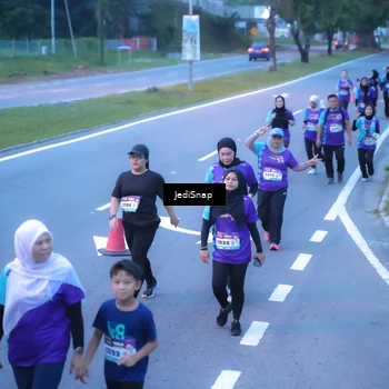 Runner Photo 8256452