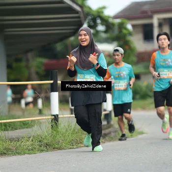 Runner Photo 8256469