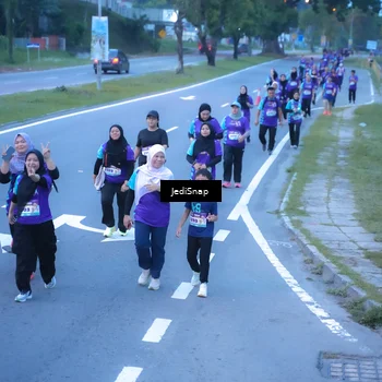 Runner Photo 8256498