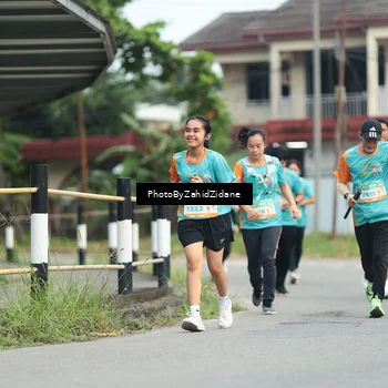 Runner Photo 8256575