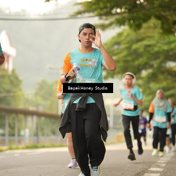 Runner Photo 8256749