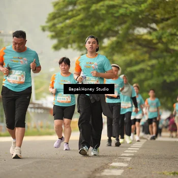Runner Photo 8256794