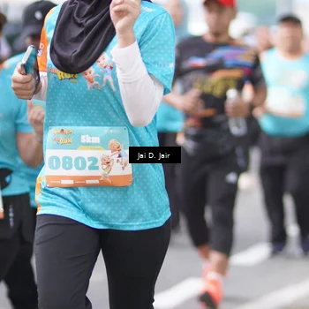 Runner Photo 8256796