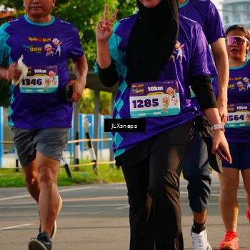 Runner Photo 8256839