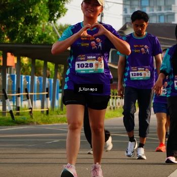 Runner Photo 8256851