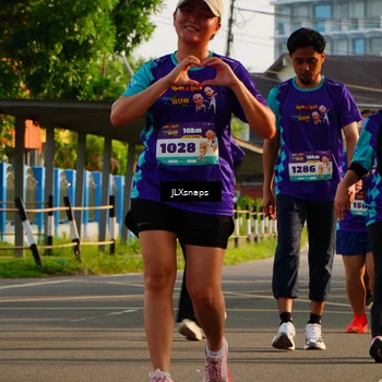 Runner Photo 8256885